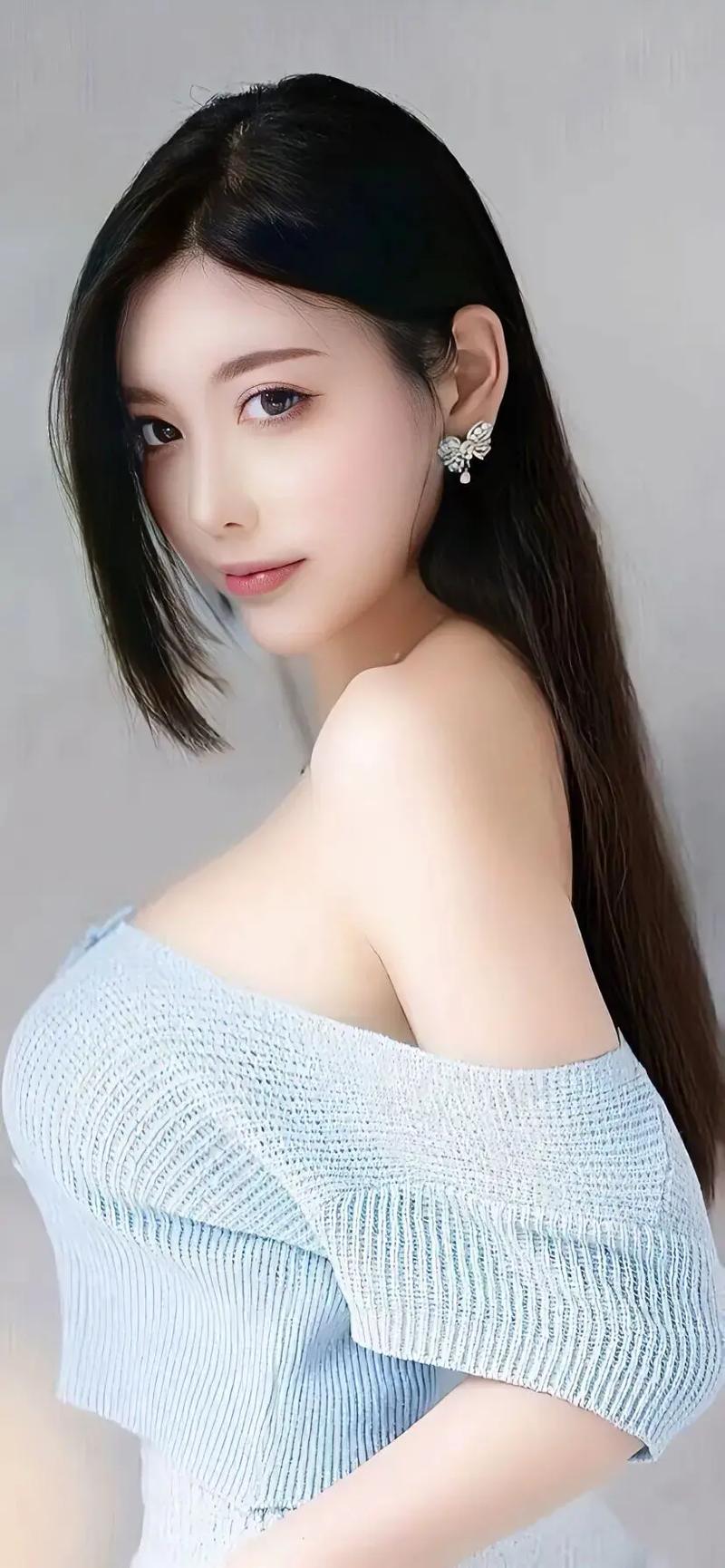 带着电亚美体育下载动棒上体育课V