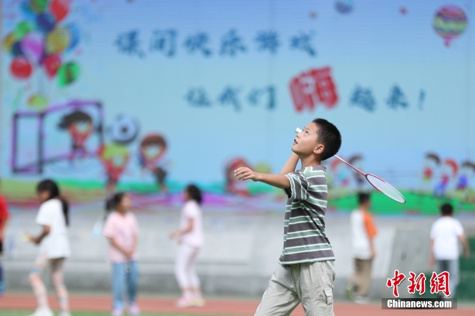 亚美体育平台我们距离“身体能出汗”的体育课还有多远？(图3)