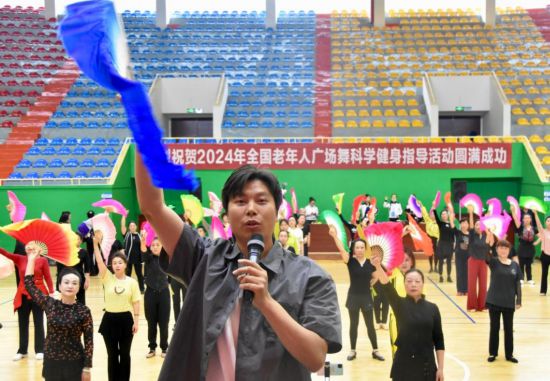 亚美体育下载“银龄行动”何以燃动体育(图4)
