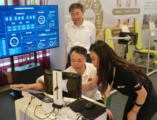 亚美体育下载“银龄行动”何以燃动体育(图3)
